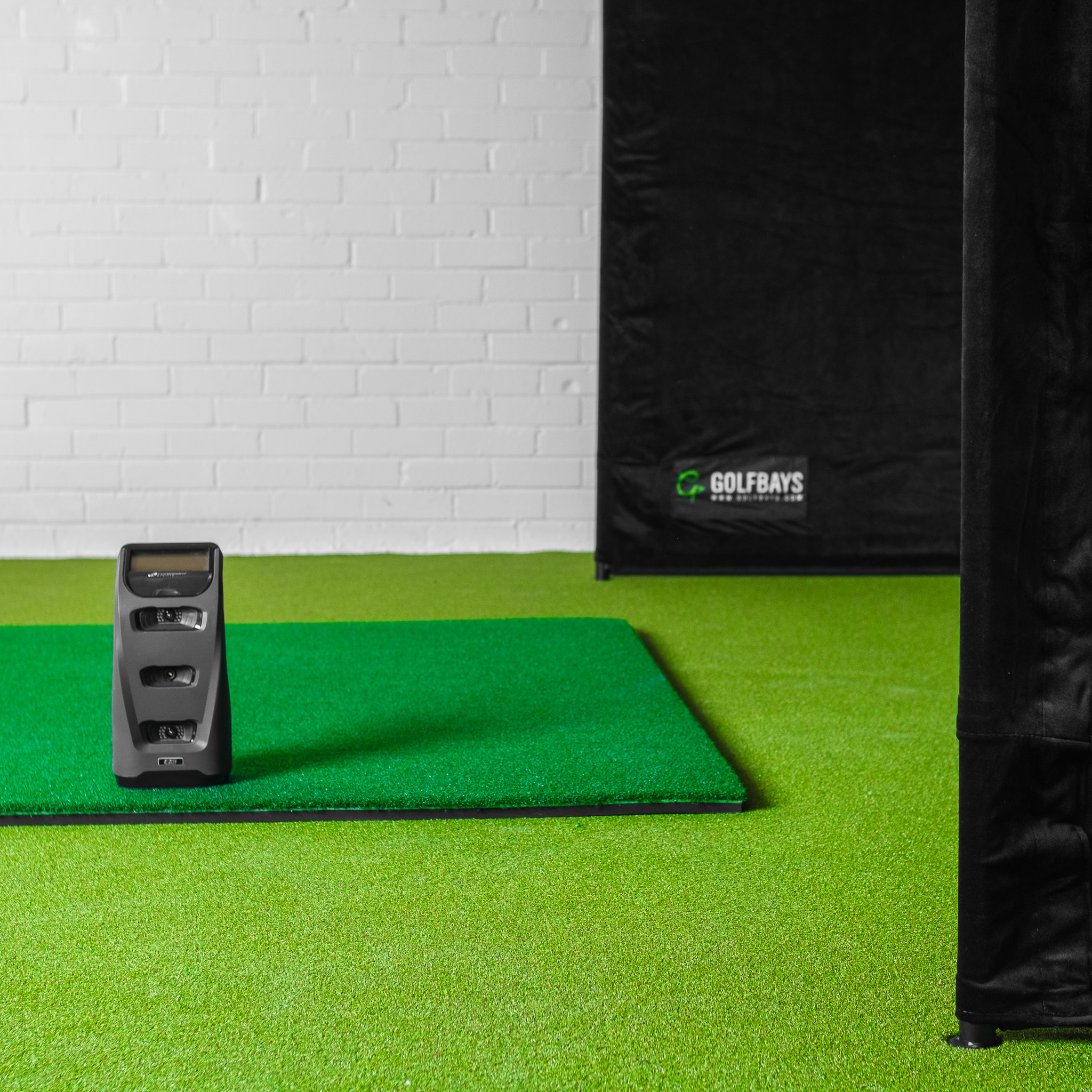 Foresight GC3 Home Golf Simulator Bundle