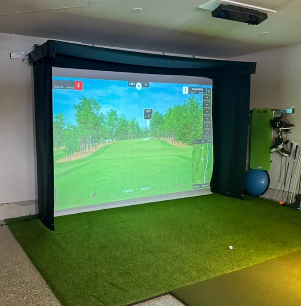 Vanish LITE Hybrid-Retractable Golf Enclosure